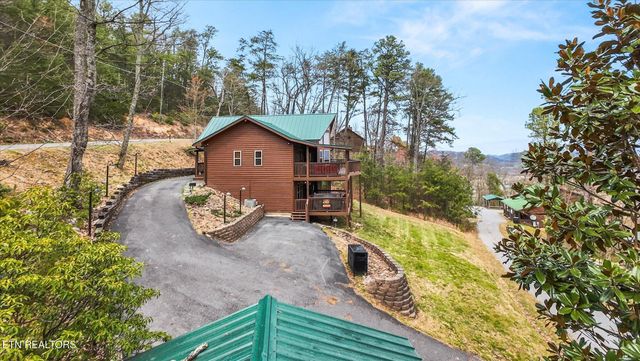 4179 Ole Smoky Way, Sevierville, TN 37862
