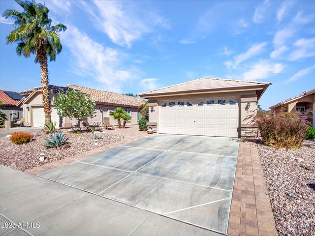 23148 W ANTELOPE Trail, Buckeye, AZ 85326