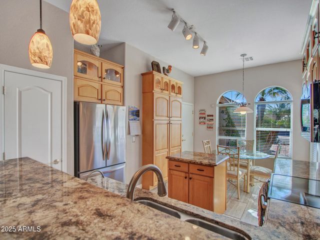 23148 W ANTELOPE Trail, Buckeye, AZ 85326