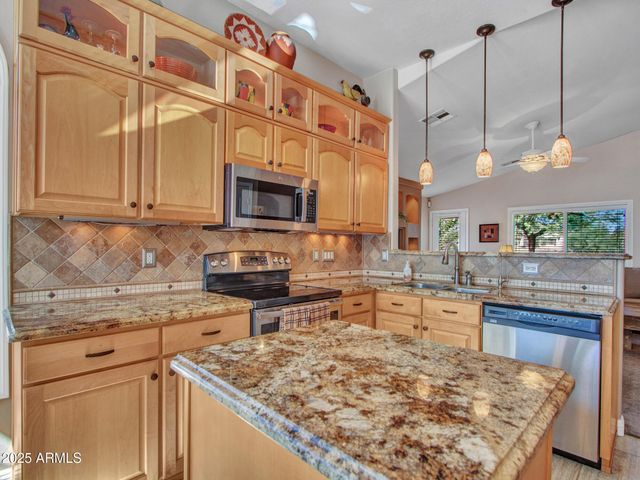 23148 W ANTELOPE Trail, Buckeye, AZ 85326