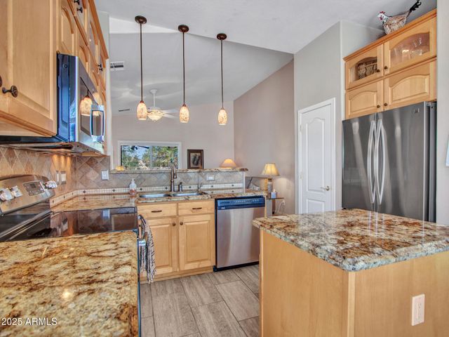 23148 W ANTELOPE Trail, Buckeye, AZ 85326