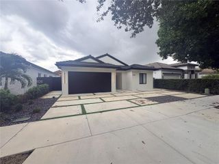 8932 NW 149th Terrace na, Miami Lakes, FL 33018