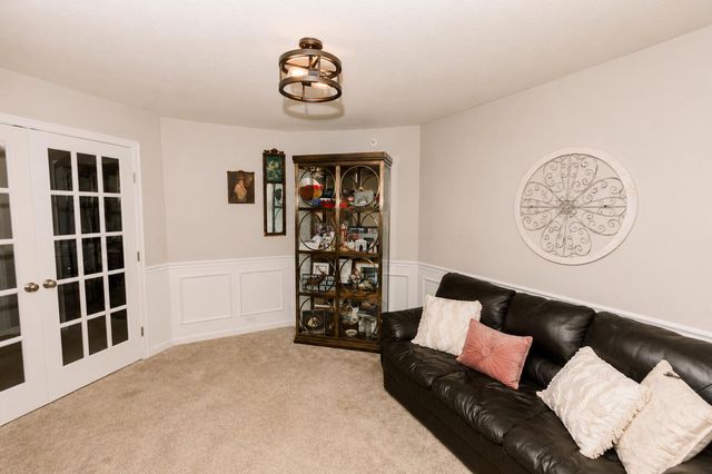 814 Yorkshire Drive, Alexandria, KY 41001