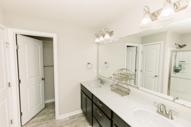 814 Yorkshire Drive, Alexandria, KY 41001