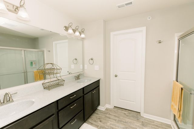814 Yorkshire Drive, Alexandria, KY 41001
