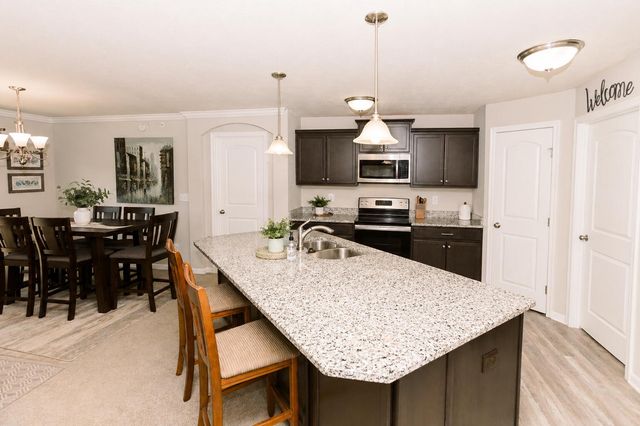 814 Yorkshire Drive, Alexandria, KY 41001