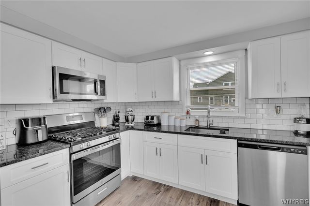 13 Banner Avenue, Lancaster, NY 14086
