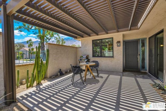 1129 Trofeo Circle, Palm Springs, CA 92262