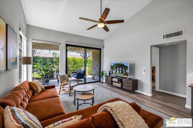 1129 Trofeo Circle, Palm Springs, CA 92262