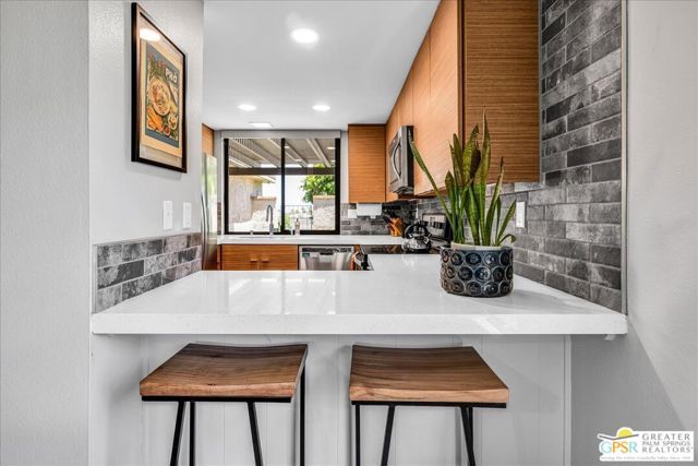 1129 Trofeo Circle, Palm Springs, CA 92262