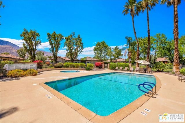 1129 Trofeo Circle, Palm Springs, CA 92262