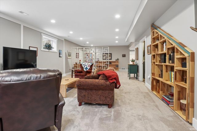 905 Deerstone Drive, Goshen, IN 46526