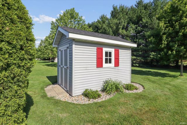905 Deerstone Drive, Goshen, IN 46526