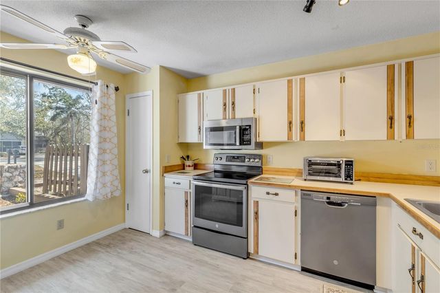 47 CROOKED PINE ROAD, Port Orange, FL 32128