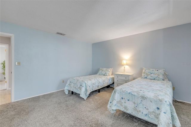 47 CROOKED PINE ROAD, Port Orange, FL 32128