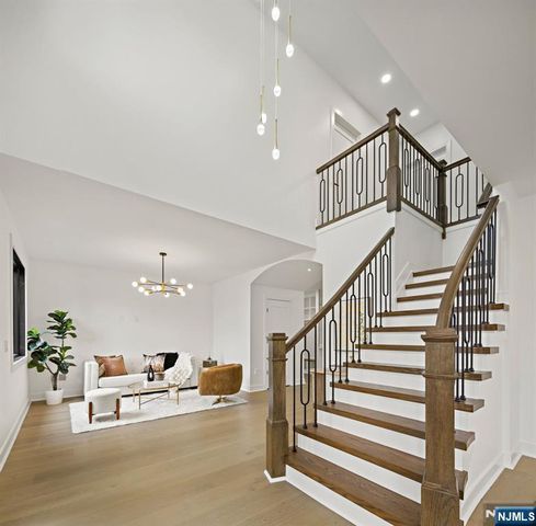 45 Riverview Terrace, Mahwah, NJ 07430