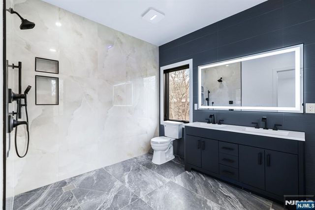 45 Riverview Terrace, Mahwah, NJ 07430