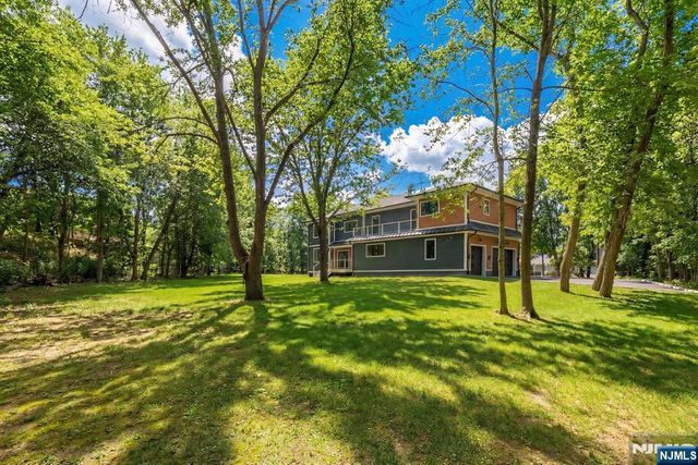 45 Riverview Terrace, Mahwah, NJ 07430