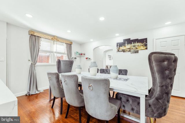 1809 FOX CHASE RD, Philadelphia, PA 19152