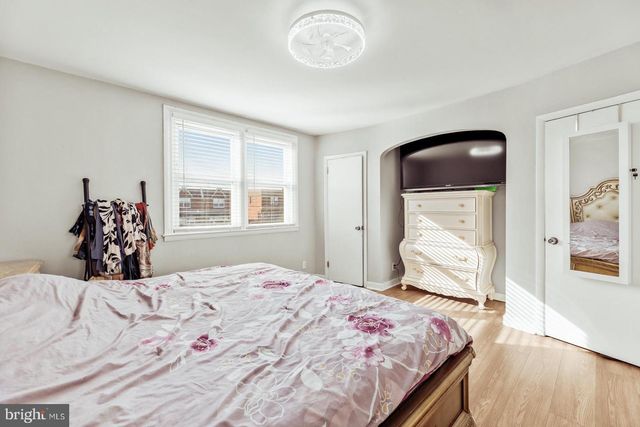 1809 FOX CHASE RD, Philadelphia, PA 19152