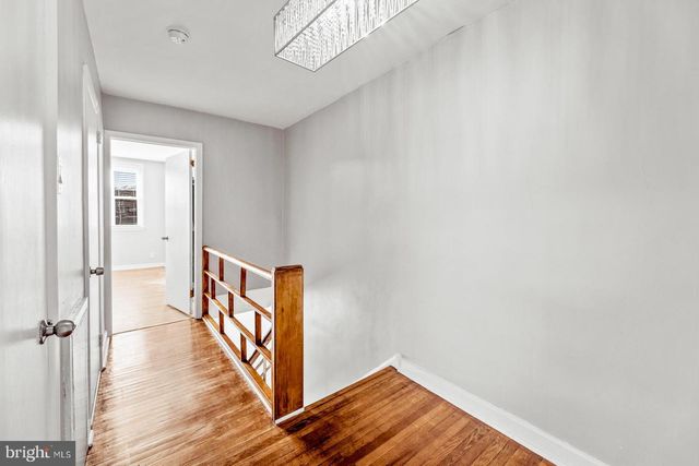 1809 FOX CHASE RD, Philadelphia, PA 19152