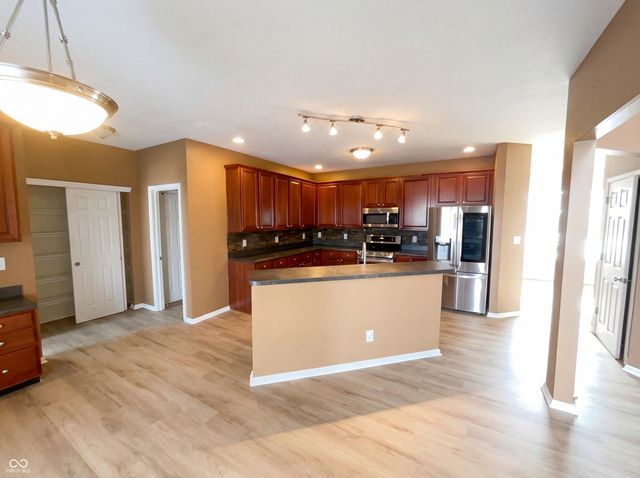 2131 Foxglove Drive, Plainfield, IN 46168