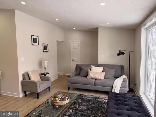 8333 SCOTTS LEVEL, Baltimore, MD 21208