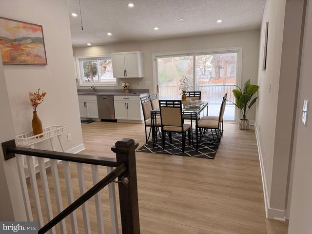 8333 SCOTTS LEVEL, Baltimore, MD 21208