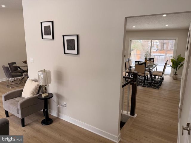 8333 SCOTTS LEVEL, Baltimore, MD 21208