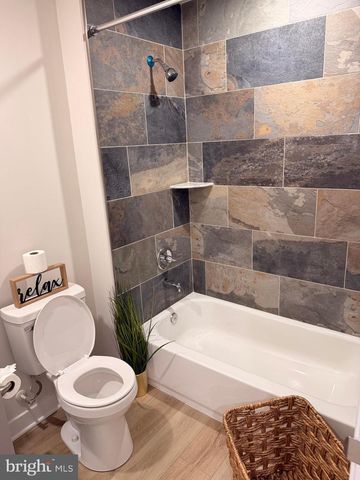 8333 SCOTTS LEVEL, Baltimore, MD 21208