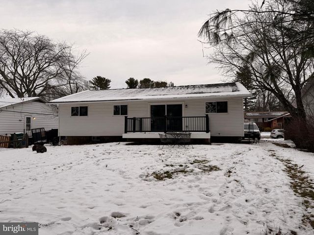 8333 SCOTTS LEVEL, Baltimore, MD 21208