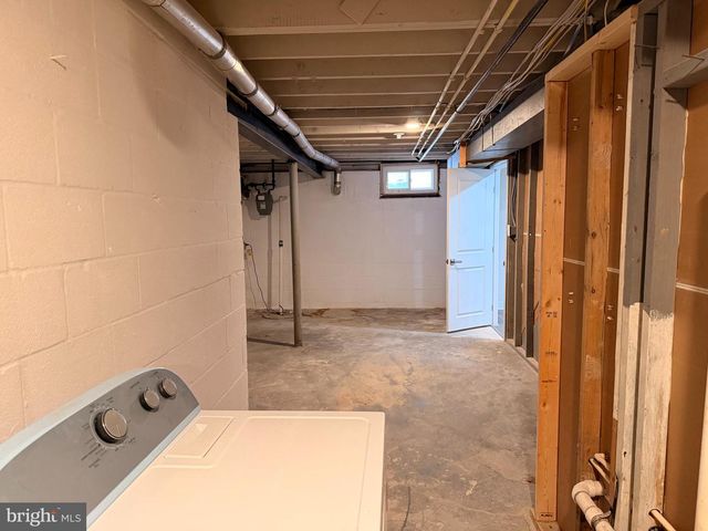 8333 SCOTTS LEVEL, Baltimore, MD 21208