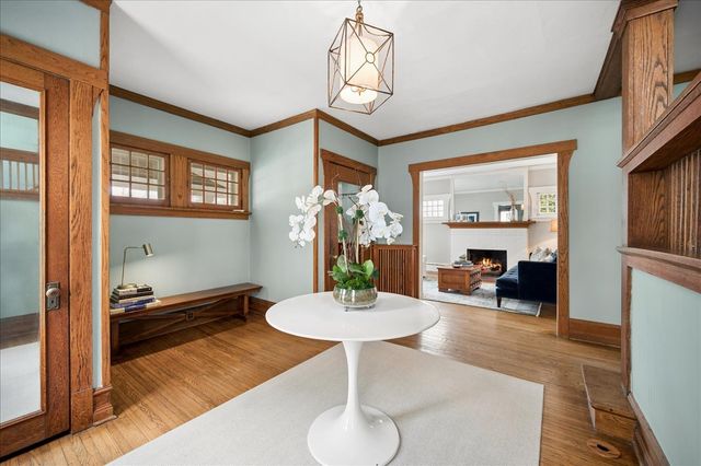 838 Lincoln Avenue, Winnetka, IL 60093