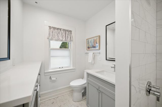 838 Lincoln Avenue, Winnetka, IL 60093