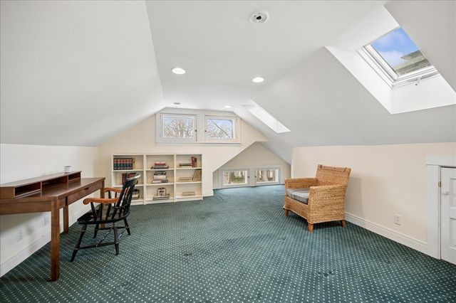 838 Lincoln Avenue, Winnetka, IL 60093