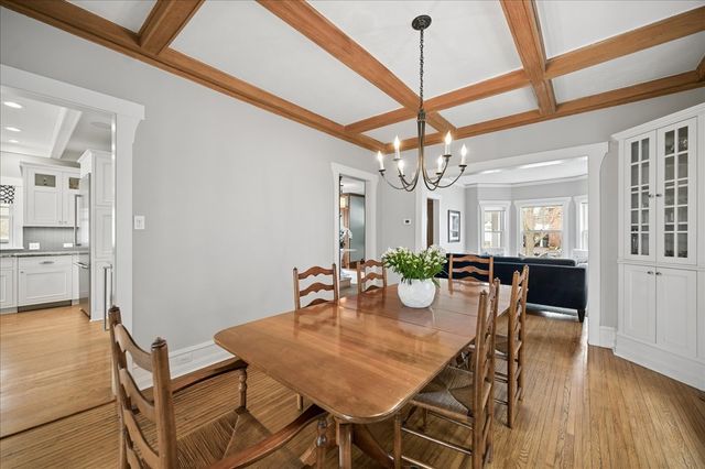 838 Lincoln Avenue, Winnetka, IL 60093