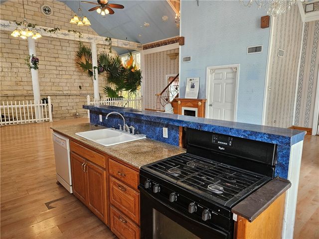 716 Dogwood, Robinson, TX 76706