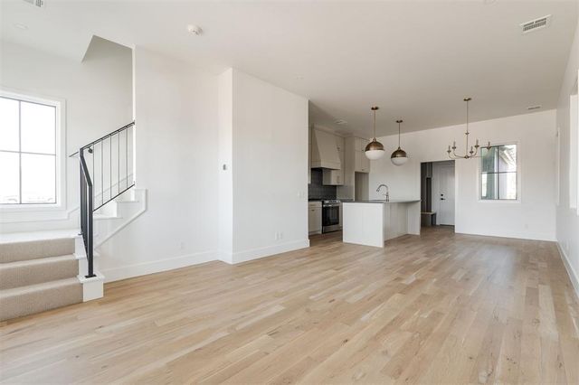 1624 S Douglas Avenue, Oklahoma City, OK 73108