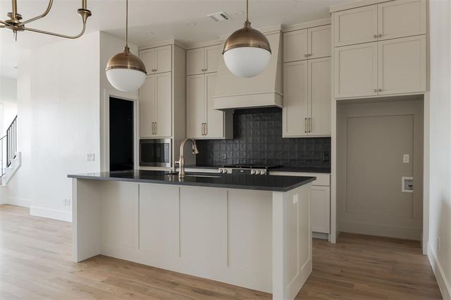 1624 S Douglas Avenue, Oklahoma City, OK 73108