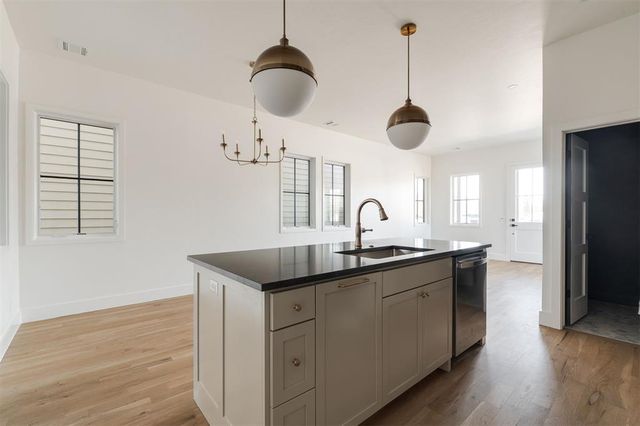 1624 S Douglas Avenue, Oklahoma City, OK 73108