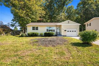 126 River Park Drive, Clay, NY 13090