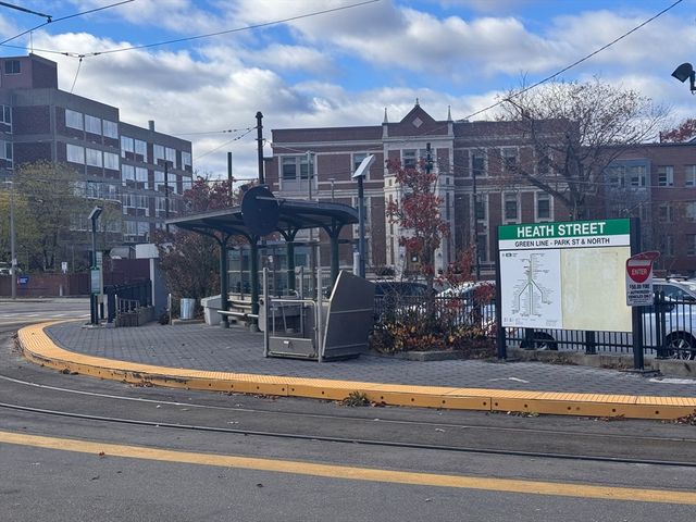 100 Lawn 100, Boston, MA 02120