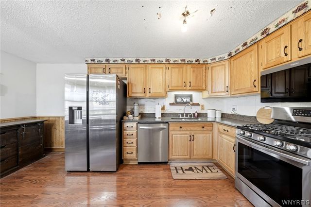 4528 Roundtree Road, Hamburg, NY 14075
