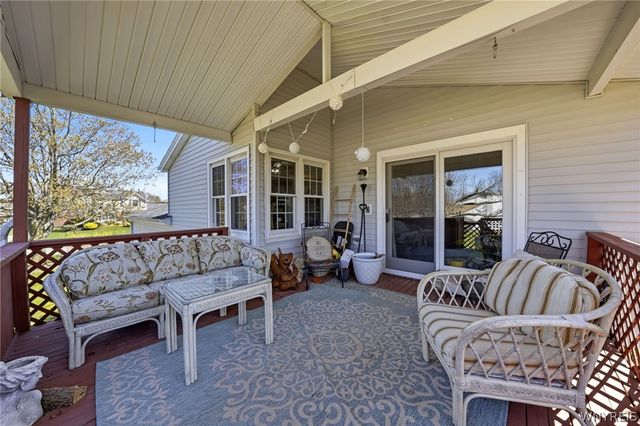 4528 Roundtree Road, Hamburg, NY 14075