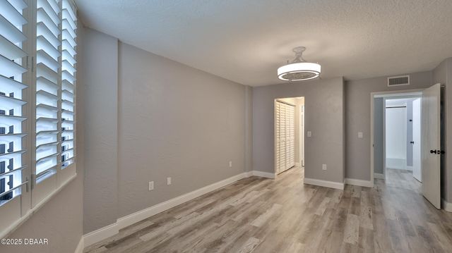 1415 Ocean Shore Blvd Apt 211, Ormond Beach, FL 32176