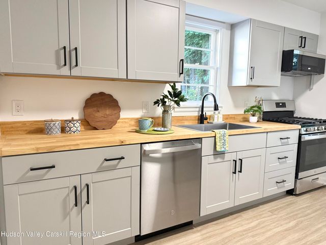 52 Marys Avenue, Kingston, NY 12401