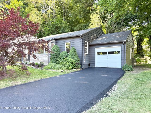 52 Marys Avenue, Kingston, NY 12401