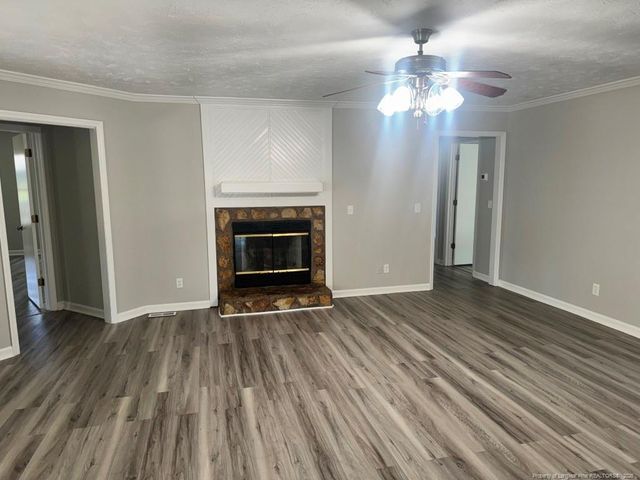 7495 Elkhorn Drive, Fayetteville, NC 28314