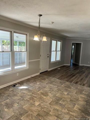 7495 Elkhorn Drive, Fayetteville, NC 28314
