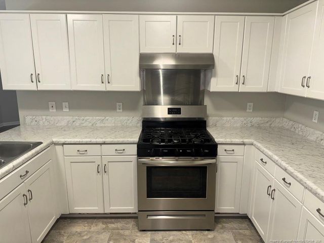 7495 Elkhorn Drive, Fayetteville, NC 28314